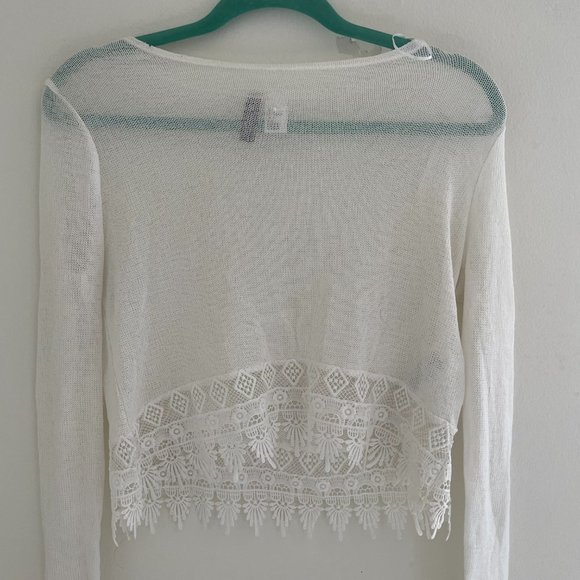 H&M / Women's Long Sleeve See-Through Crop Top with Bottom Details - Picture 2 of 3